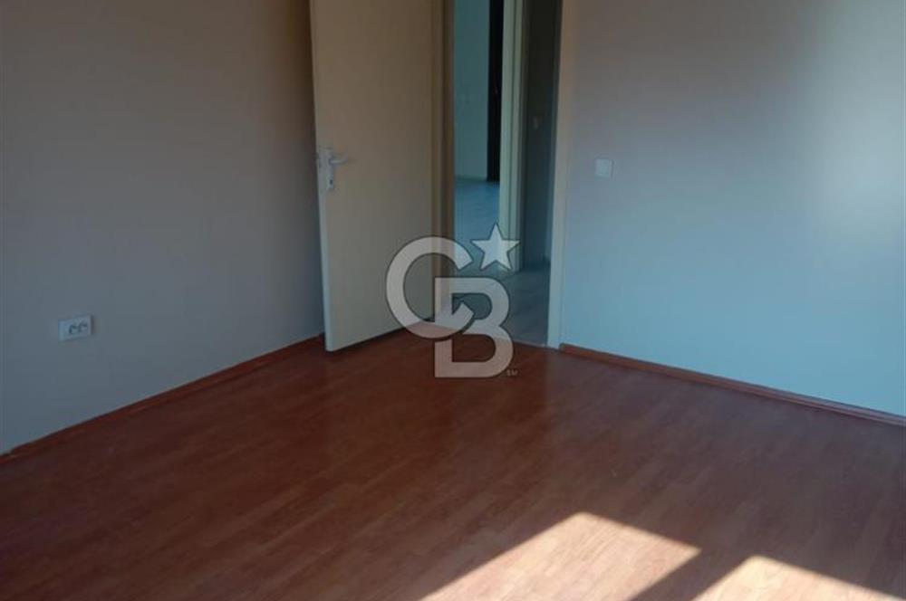 GÜZELSU SİTESİNDE İÇİ YENİ YAPILI KİRALIK DAİRE