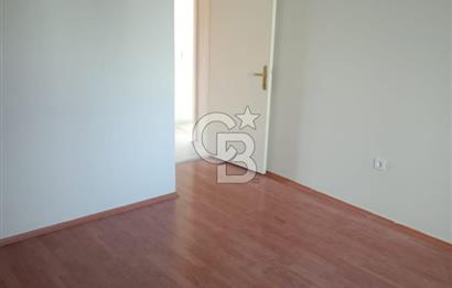 GÜZELSU SİTESİNDE İÇİ YENİ YAPILI KİRALIK DAİRE