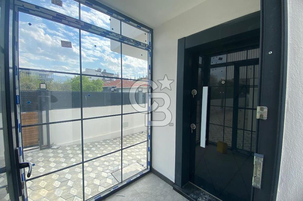 MENEMEN EMİRALEM'DE  6+1 TRİPLEX SİTE İÇİ HAVUZLU VİLLA