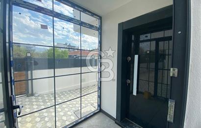 MENEMEN EMİRALEM'DE  6+1 TRİPLEX SİTE İÇİ HAVUZLU VİLLA