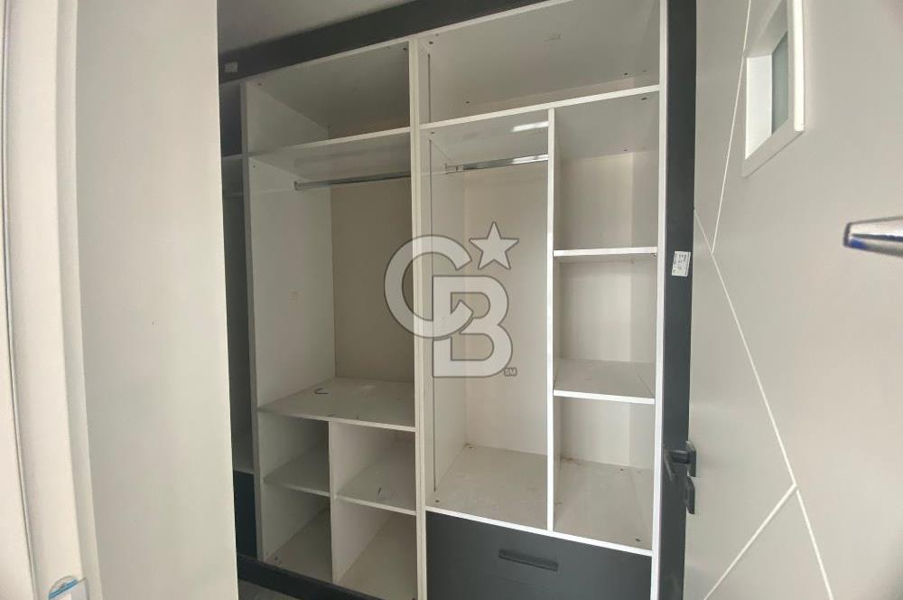 MENEMEN EMİRALEM'DE  6+1 TRİPLEX SİTE İÇİ HAVUZLU VİLLA