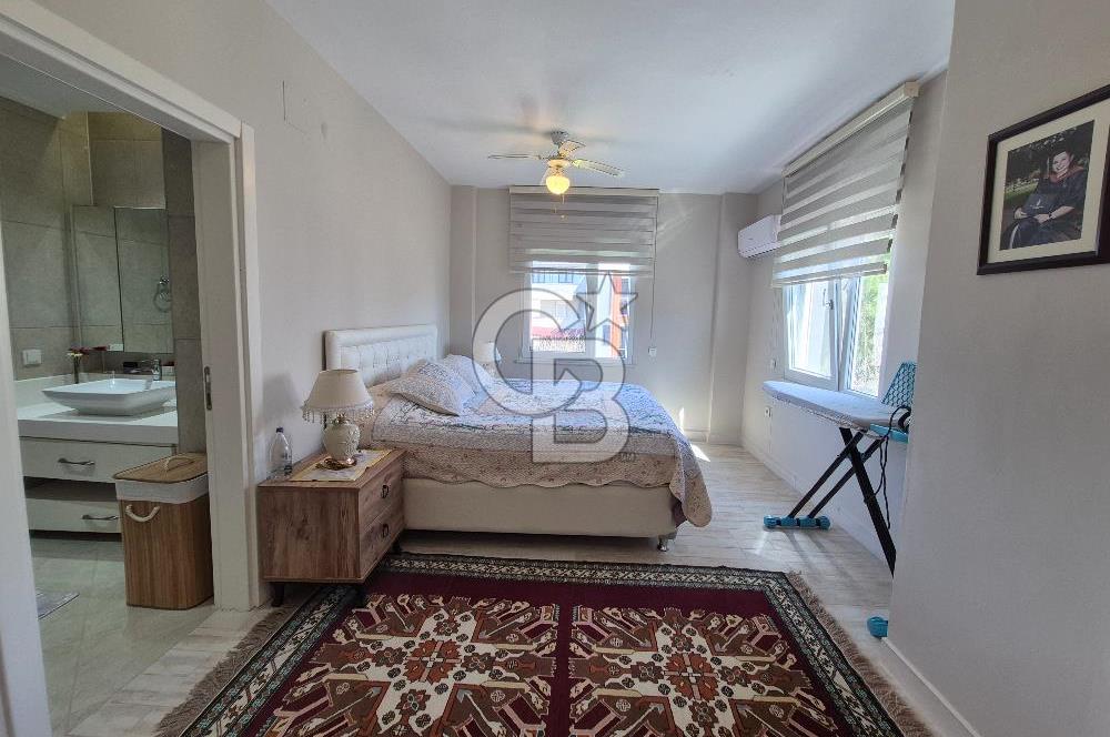 Pelitköy'de Satılık 6+1 Havuzlu Müstakil Villa