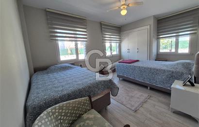 Pelitköy'de Satılık 6+1 Havuzlu Müstakil Villa