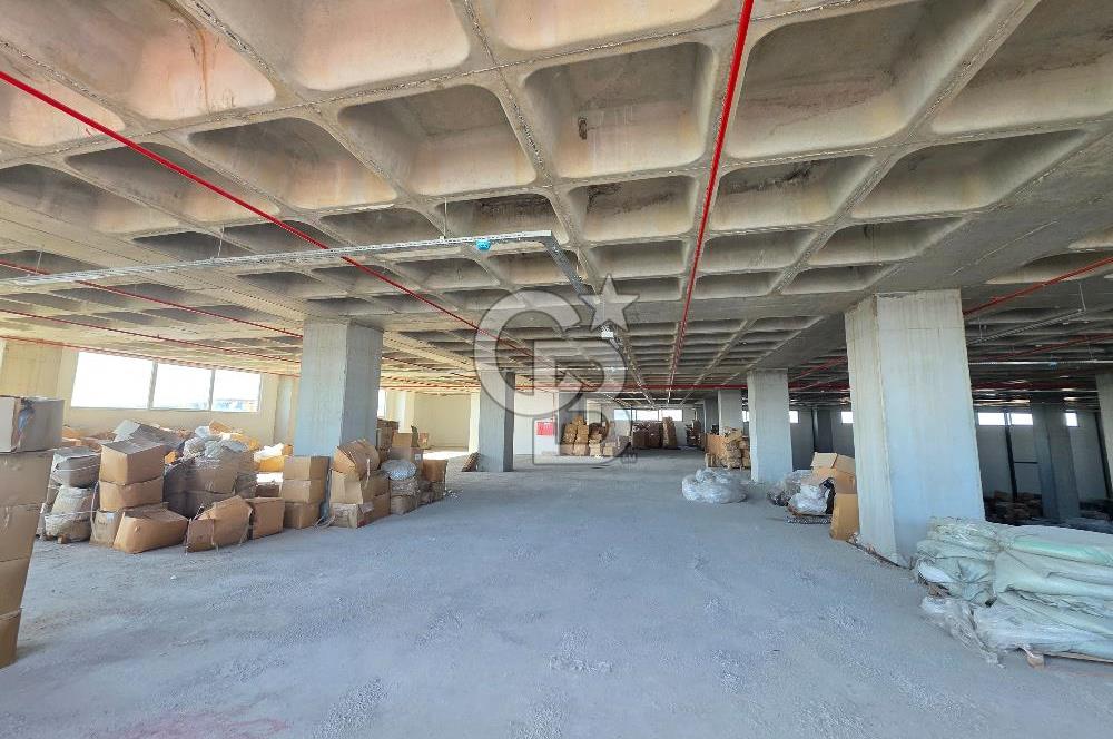 Hadımköy Ömerli Sanayi Kiralık 5.100 M2 Depo