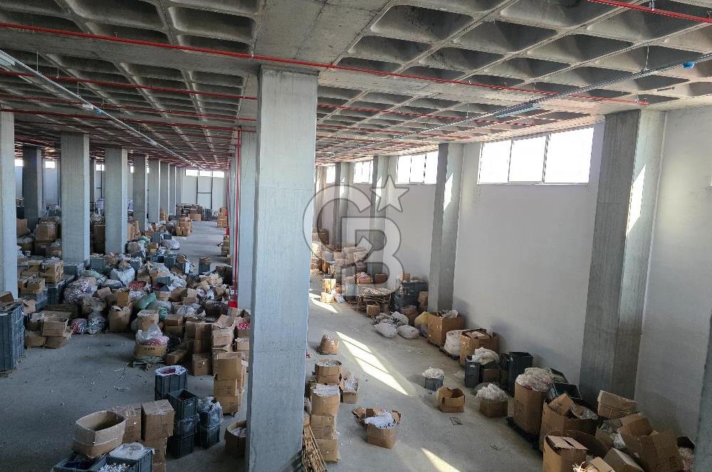 Hadımköy Ömerli Sanayi Kiralık 5.100 M2 Depo