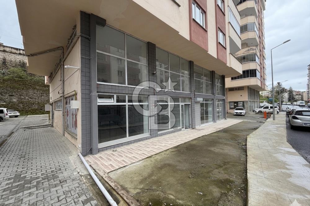 YOMRA SANCAK MAHALLESİNDE SATILIK GALERİLİ DÜKKAN