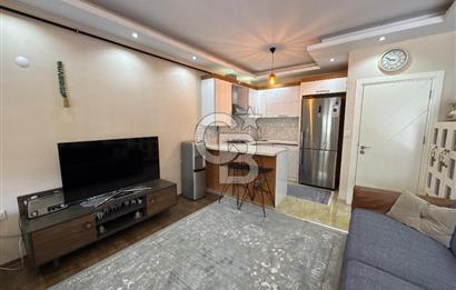 Yenifoça Fatih Mahallesinde Satılık 3+1 Tripleks Villa