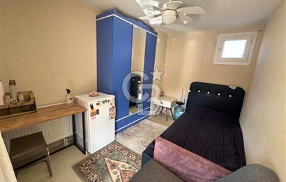 Yenifoça Fatih Mahallesinde Satılık 3+1 Tripleks Villa