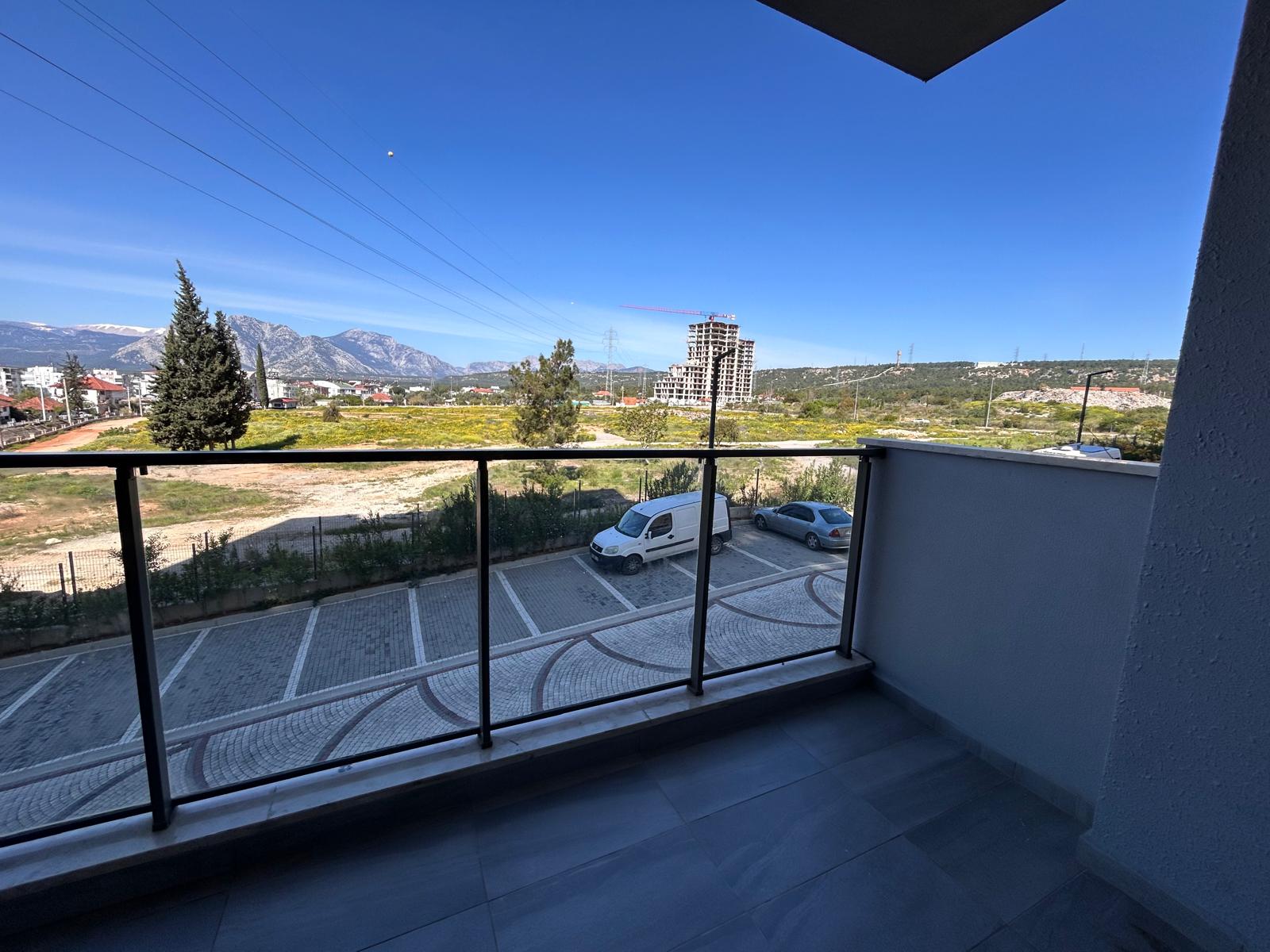 SURYAPI'DA 2+1 86 M2 GÜNEY CEPHE KATTA SATILIK BOŞ DAİRE