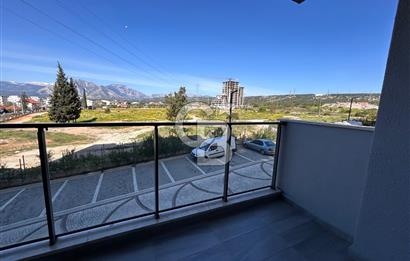 SURYAPI'DA 2+1 86 M2 GÜNEY CEPHE KATTA SATILIK BOŞ DAİRE