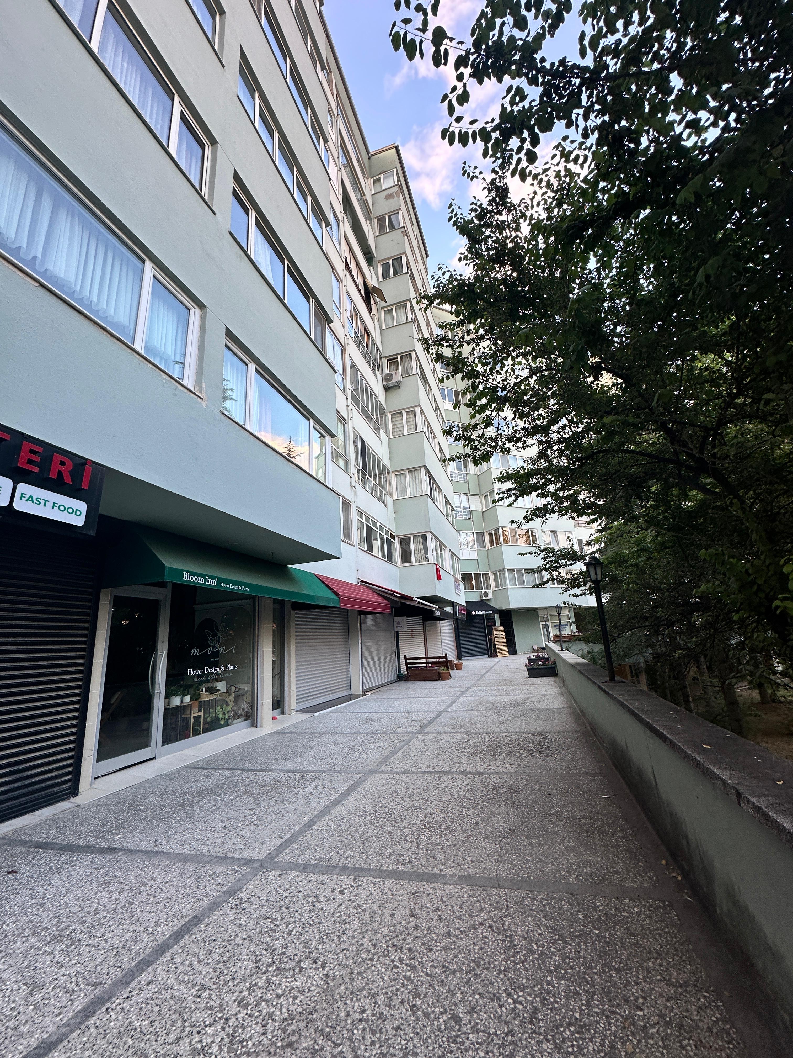 ORAN'DA FULL YAPILI EŞYALI KİRALIK 2+1 DAİRE
