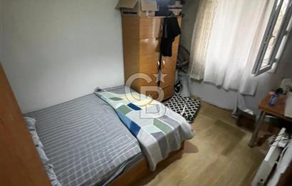 Buca Atatürk Mahallesi'nde Bahçe Katı Satılık 1+1