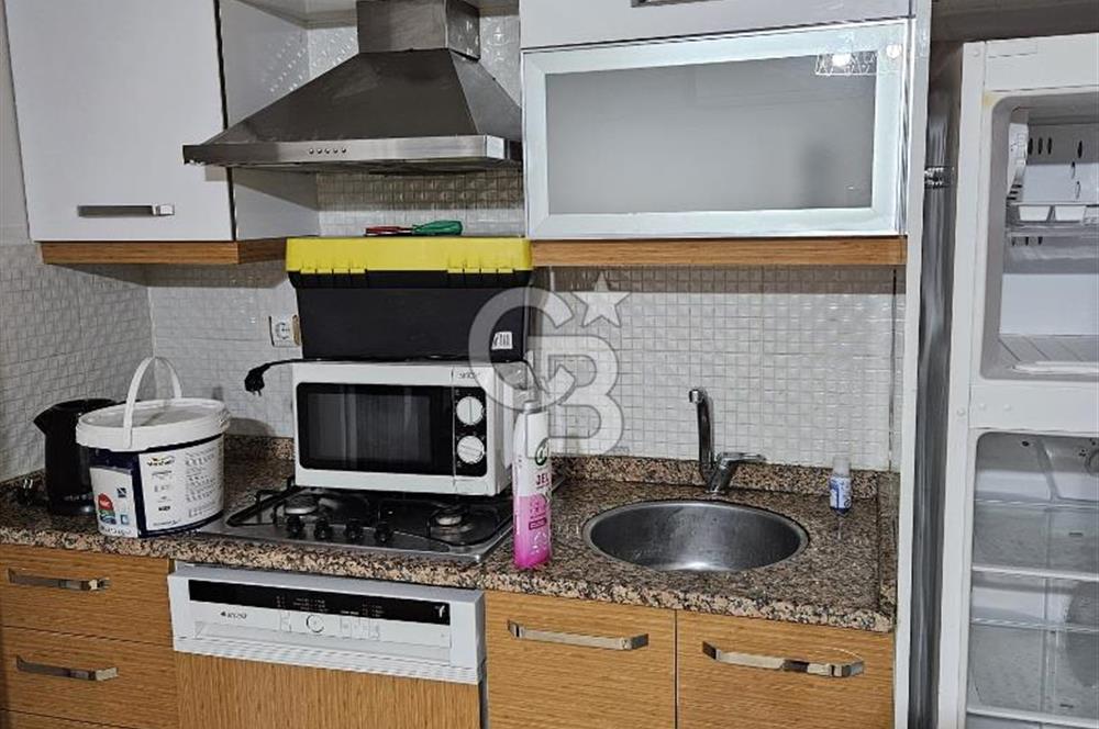 Buca Atatürk Mahallesi'nde Bahçe Katı Satılık 1+1