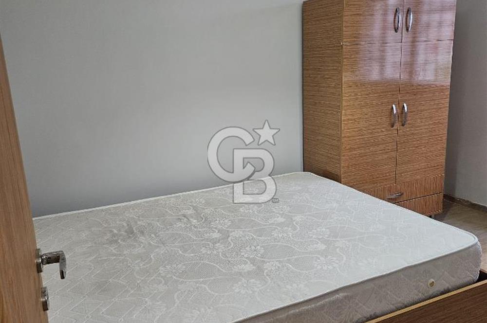 Buca Atatürk Mahallesi'nde Bahçe Katı Satılık 1+1