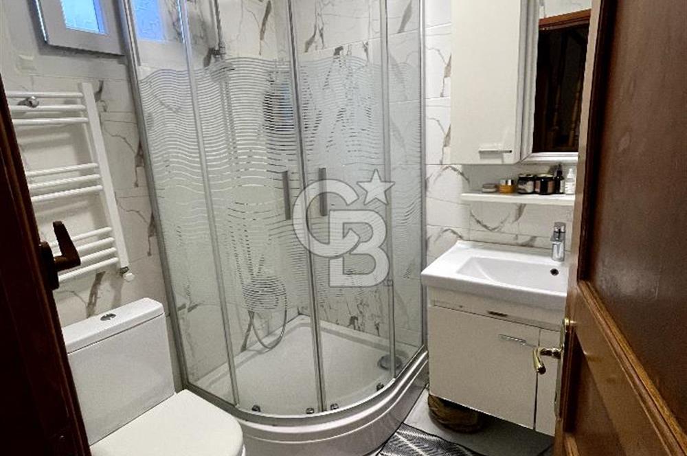 YENİKÖY'DE SATILIK BAHÇE İÇİNDE VİLLA