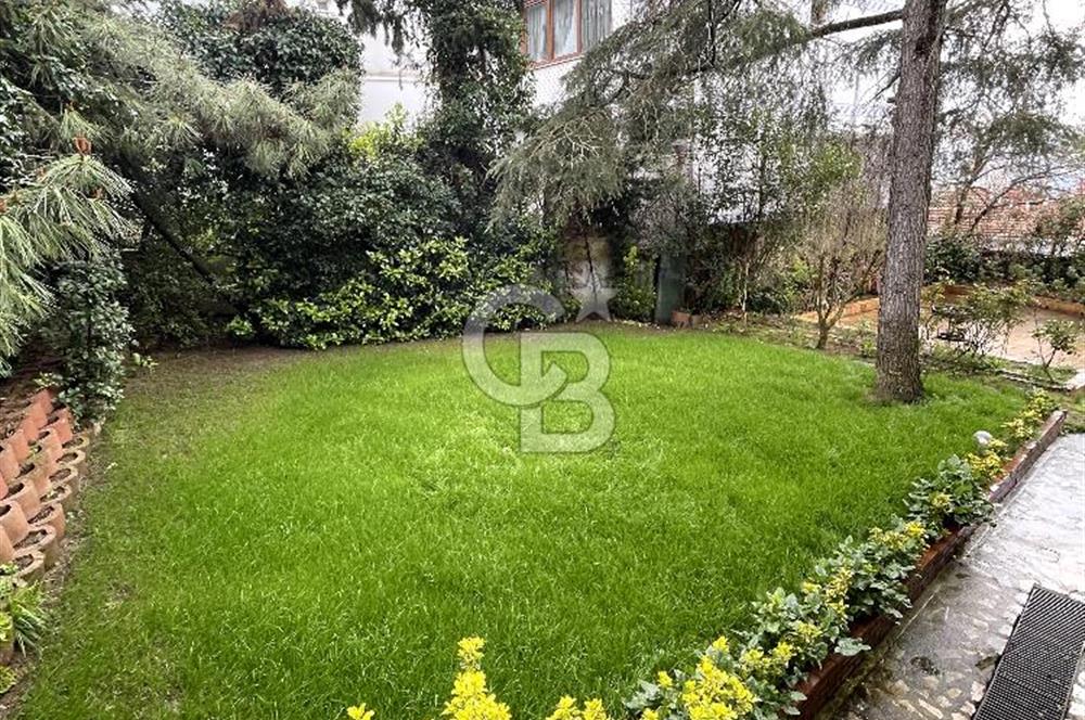 YENİKÖY'DE SATILIK BAHÇE İÇİNDE VİLLA