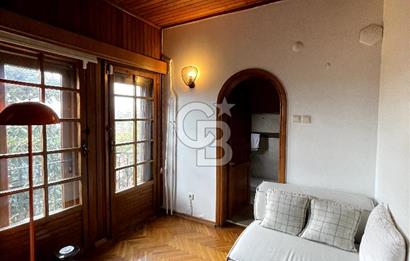 YENİKÖY'DE SATILIK BAHÇE İÇİNDE VİLLA