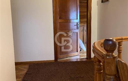 YENİKÖY'DE SATILIK BAHÇE İÇİNDE VİLLA