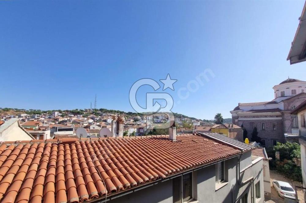 Ayvalık Merkezde Satılık Müstakil 2+1 Ev