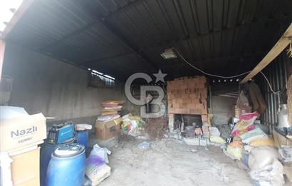 Dazkırı-Bozan Köyünde Satılık Konut, Besihane ve Müştemilatı