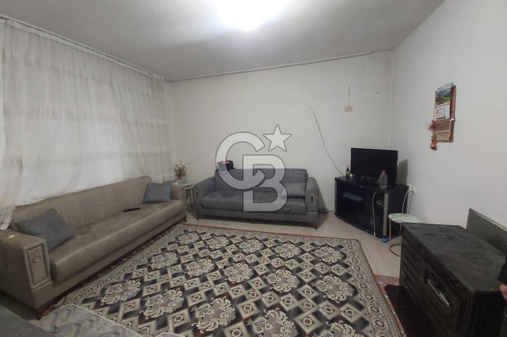 Dazkırı-Bozan Köyünde Satılık Konut, Besihane ve Müştemilatı