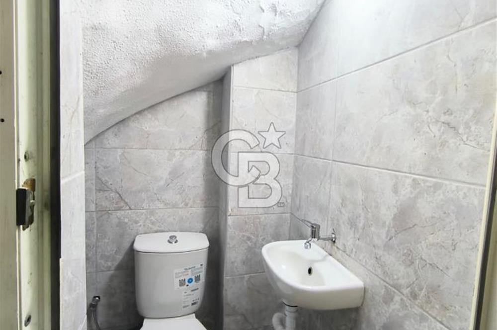 Ayvalık Merkezde Satılık Müstakil 2+1 Ev