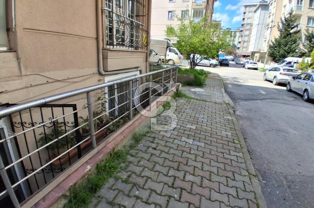 Çekmeköy Aydınlar mah satılık 70 m2 net 2+1 bahçe katı daire