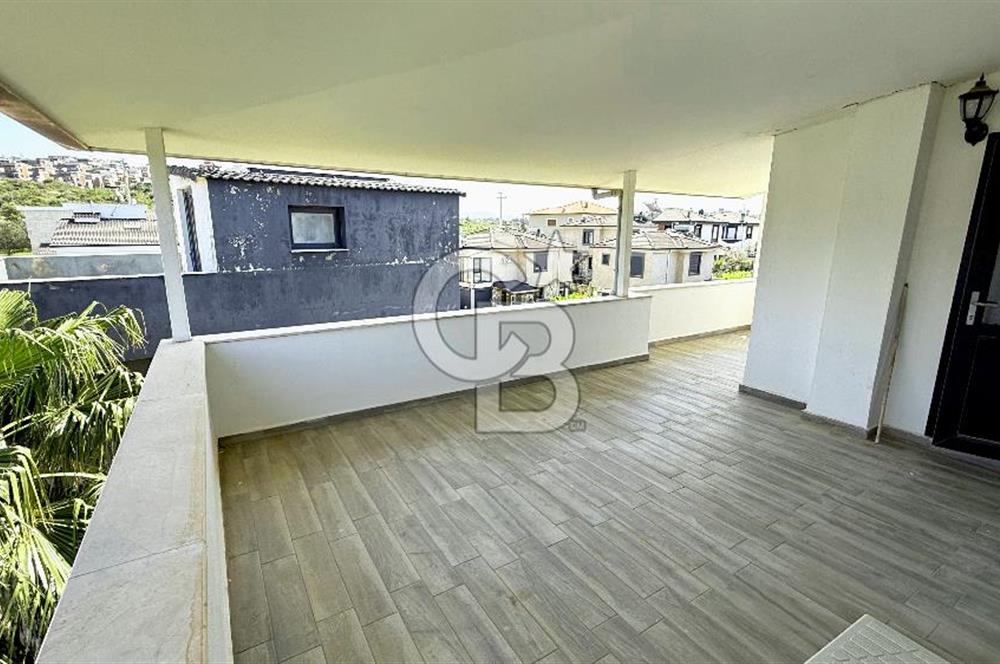 SEFERİHİSAR SIĞACIKTA BUTİK SİTE İÇERİSİNDE MÜSTAKİL VİLLA