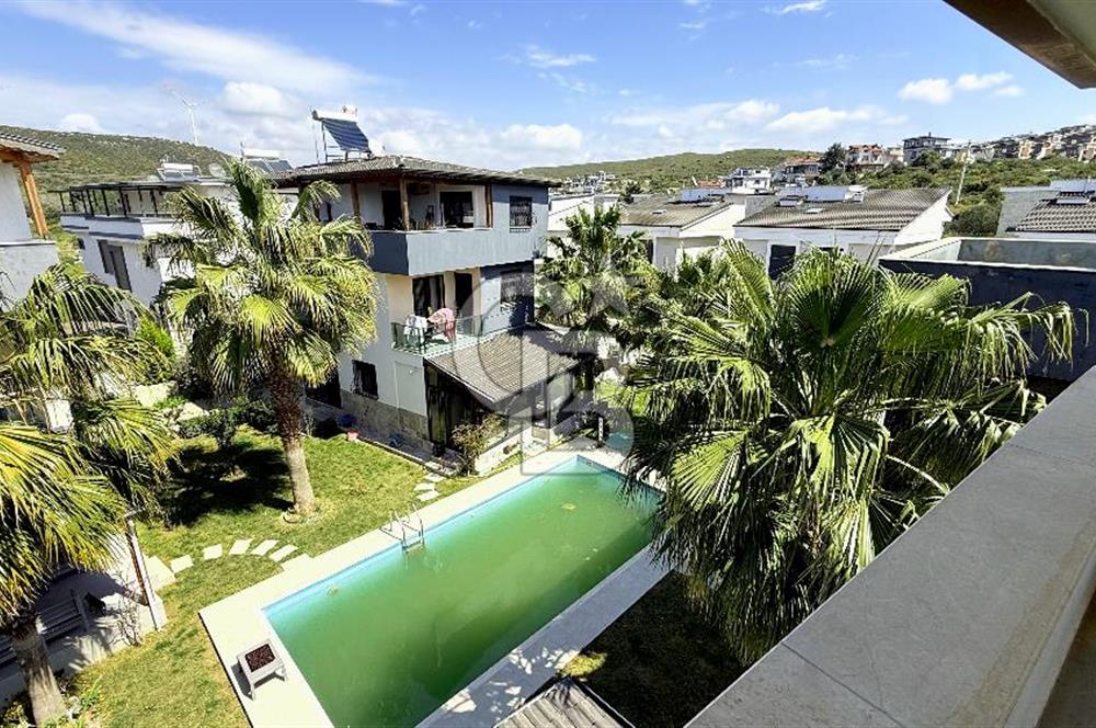 SEFERİHİSAR SIĞACIKTA BUTİK SİTE İÇERİSİNDE MÜSTAKİL VİLLA