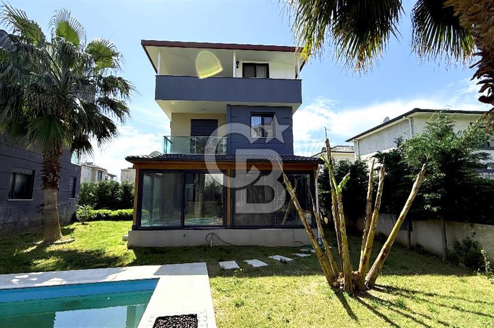 SEFERİHİSAR SIĞACIKTA BUTİK SİTE İÇERİSİNDE MÜSTAKİL VİLLA