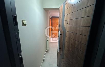 Alsancak Merkezde Kiralık 2+1 Doğalgazlı Modern Daire