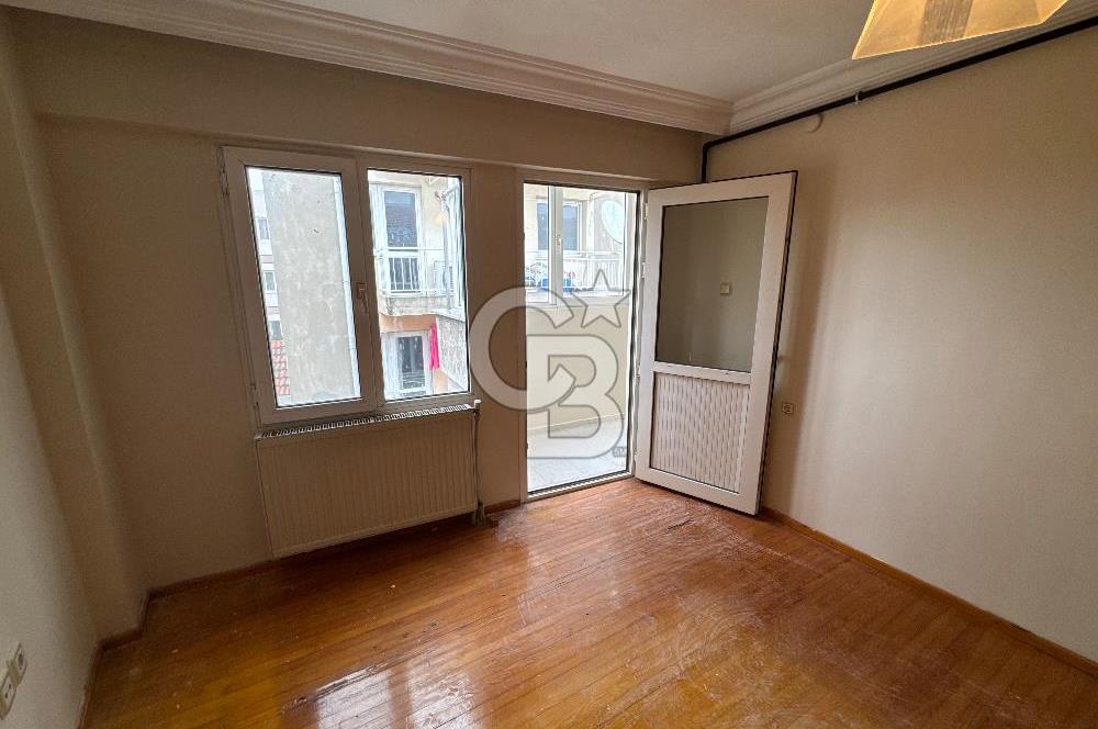 Alsancak Merkezde Kiralık 2+1 Doğalgazlı Modern Daire