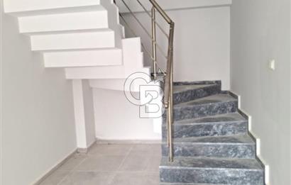 Çiğli Anadolu Caddesine Yakın Satılık Batar Katlı Dükkan