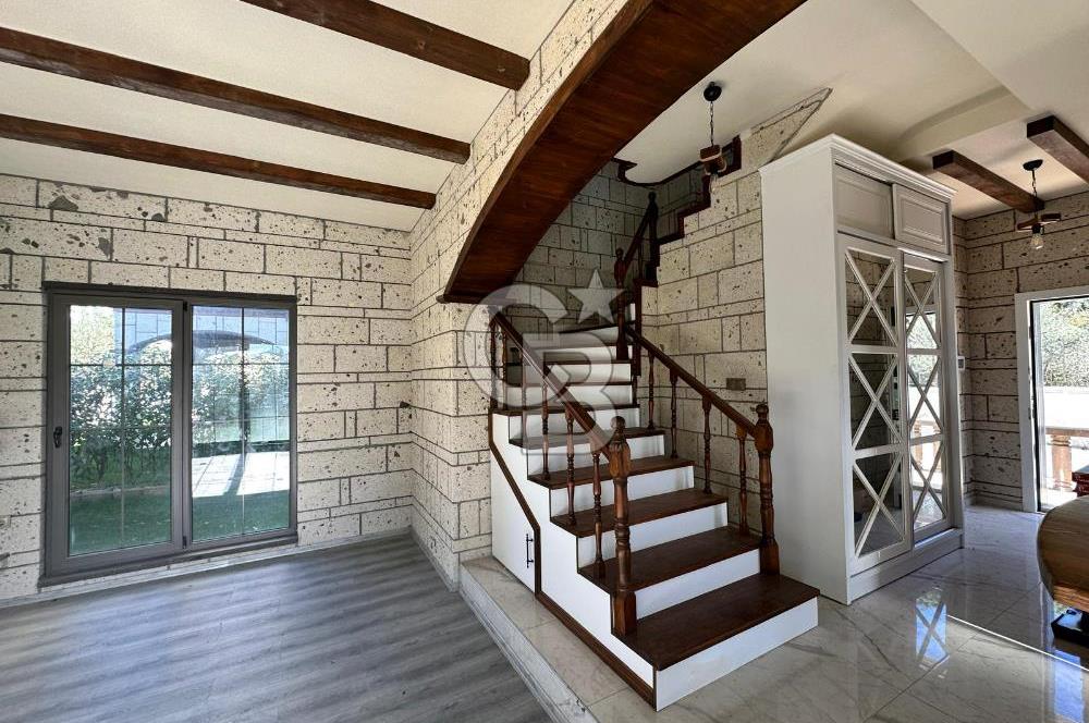 CB LEADER'DAN EDREMİT GÜREDE SATILIK TAŞ VİLLA