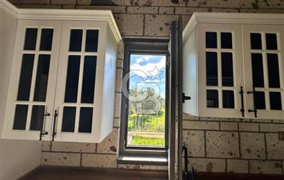 CB LEADER'DAN EDREMİT GÜREDE SATILIK TAŞ VİLLA