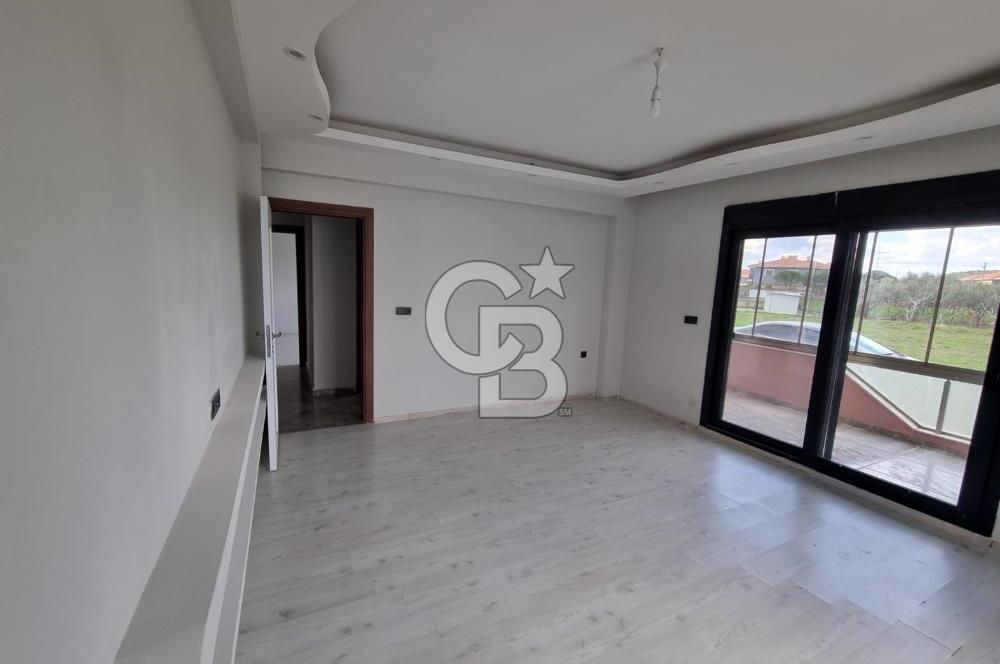 Foça Hacıveli Mah. Satılık Bahçe Katı 2+1 Daire