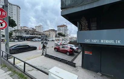 Ziverbeyde Merkezi Konumda Balkonlu İşyeri