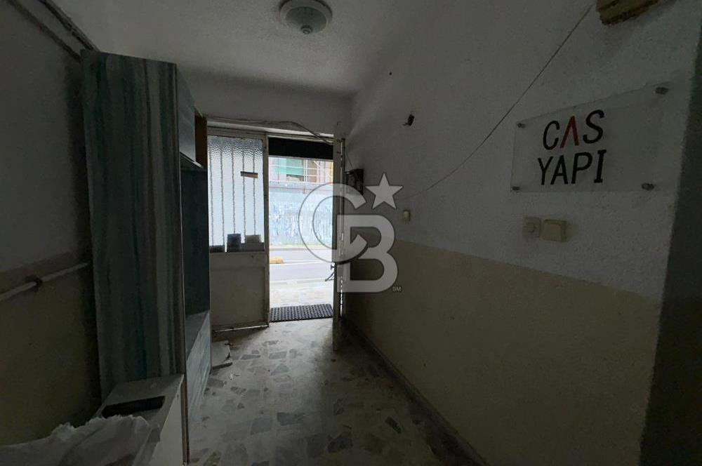 Ziverbeyde Merkezi Konumda Balkonlu İşyeri