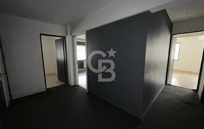 Ziverbeyde Merkezi Konumda Balkonlu İşyeri