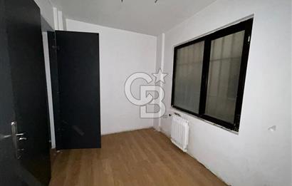 Ziverbeyde Merkezi Konumda Balkonlu İşyeri