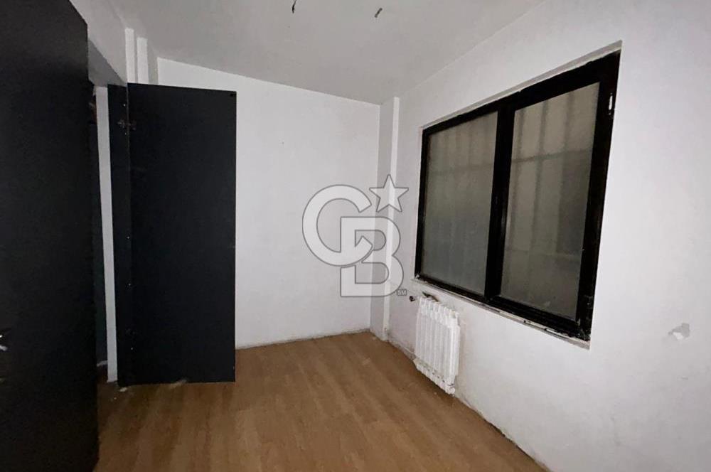 Ziverbeyde Merkezi Konumda Balkonlu İşyeri