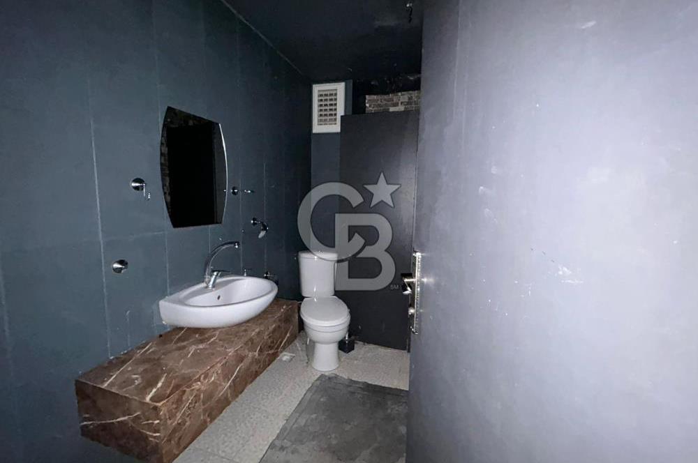 Ziverbeyde Merkezi Konumda Balkonlu İşyeri