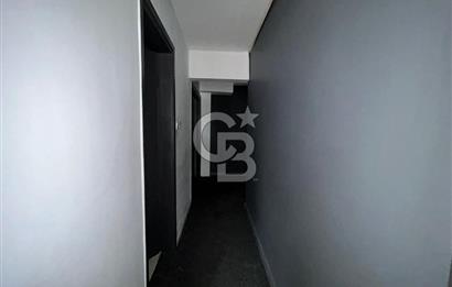 Ziverbeyde Merkezi Konumda Balkonlu İşyeri