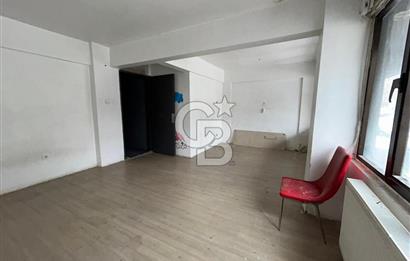 Ziverbeyde Merkezi Konumda Balkonlu İşyeri