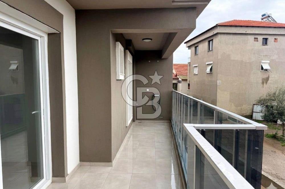 Foça Gerenköy Merkezi Konumda Kiralık 2+1 Daire