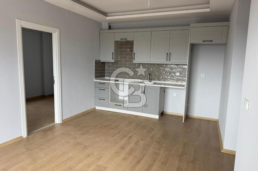 Foça Gerenköy Merkezi Konumda Kiralık 2+1 Daire