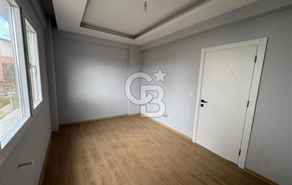 Foça Gerenköy Merkezi Konumda Kiralık 2+1 Daire