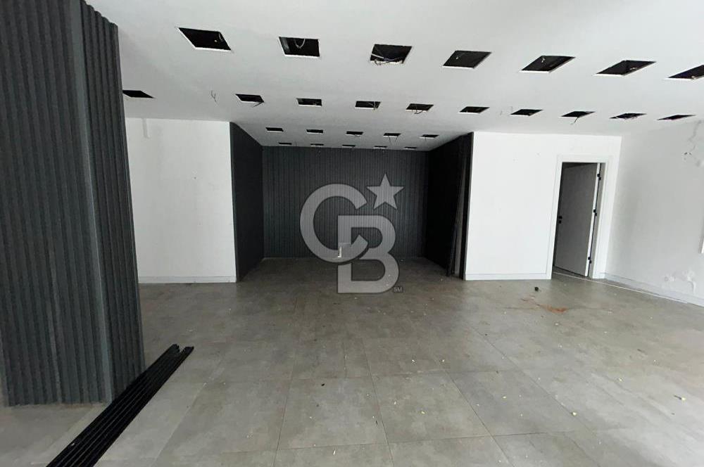 Ziverbey Ana Cadde Üzerinde 200 m2 Geniş Cepheli Dükkan 