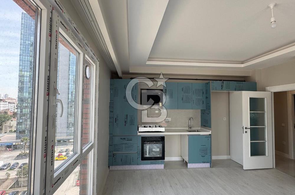 Maltepe Cevizli'de Kiralık Modern 2+1 Metroya Yakın Daire