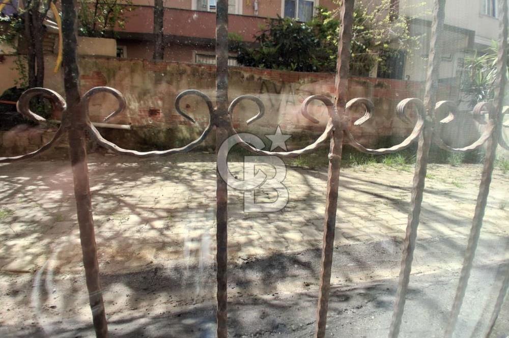 Çekmeköy Aydınlar mah satılık 70 m2 net 2+1 bahçe katı daire